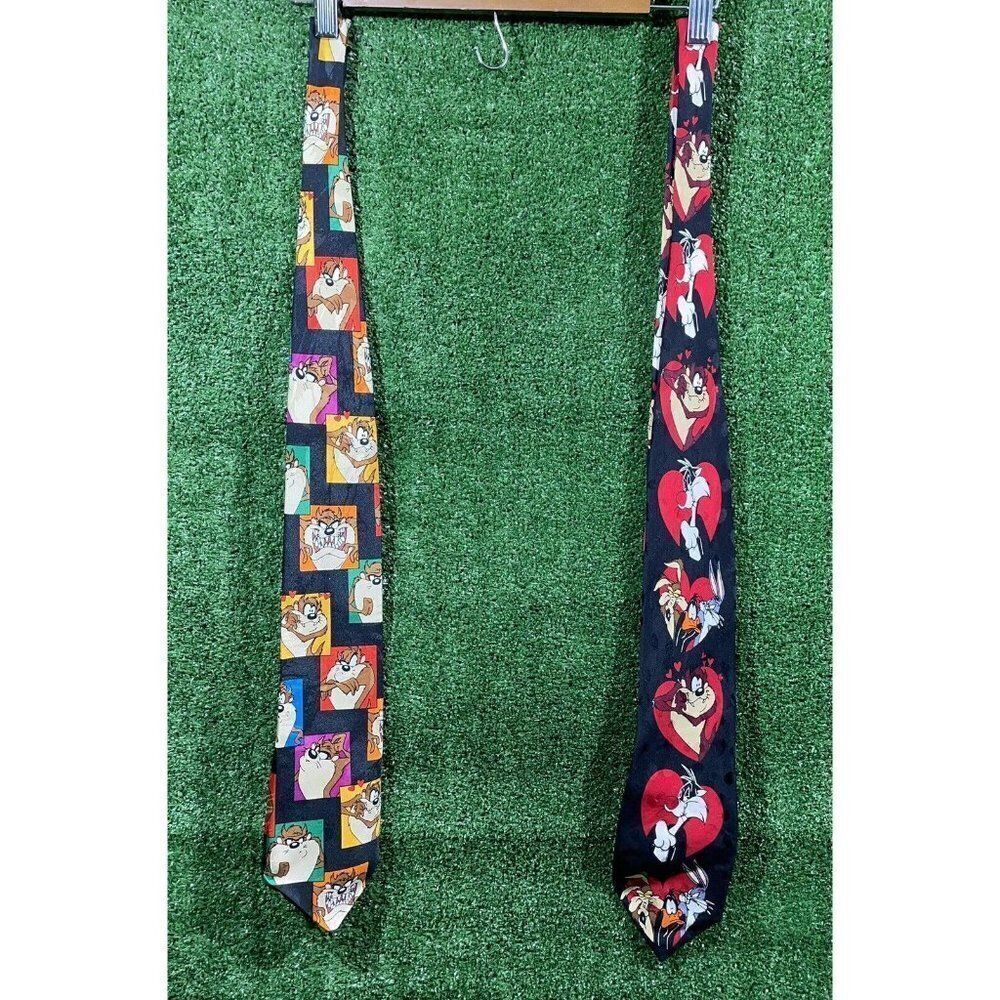 Lot Of 2 Vintage 90’s Looney Tunes Mania Ties Bugs Daffy Tweety RoadRunner Taz